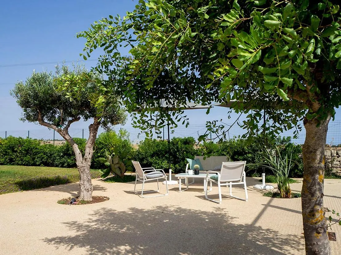 Villa Arilla Con Piscina E Padel Marina di Ragusa 0*,  İtalya